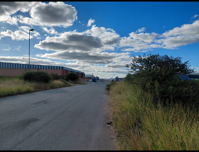 1,230M² VACANT LAND FOR SALE IN MAGNA VIA INDUSTRIAL